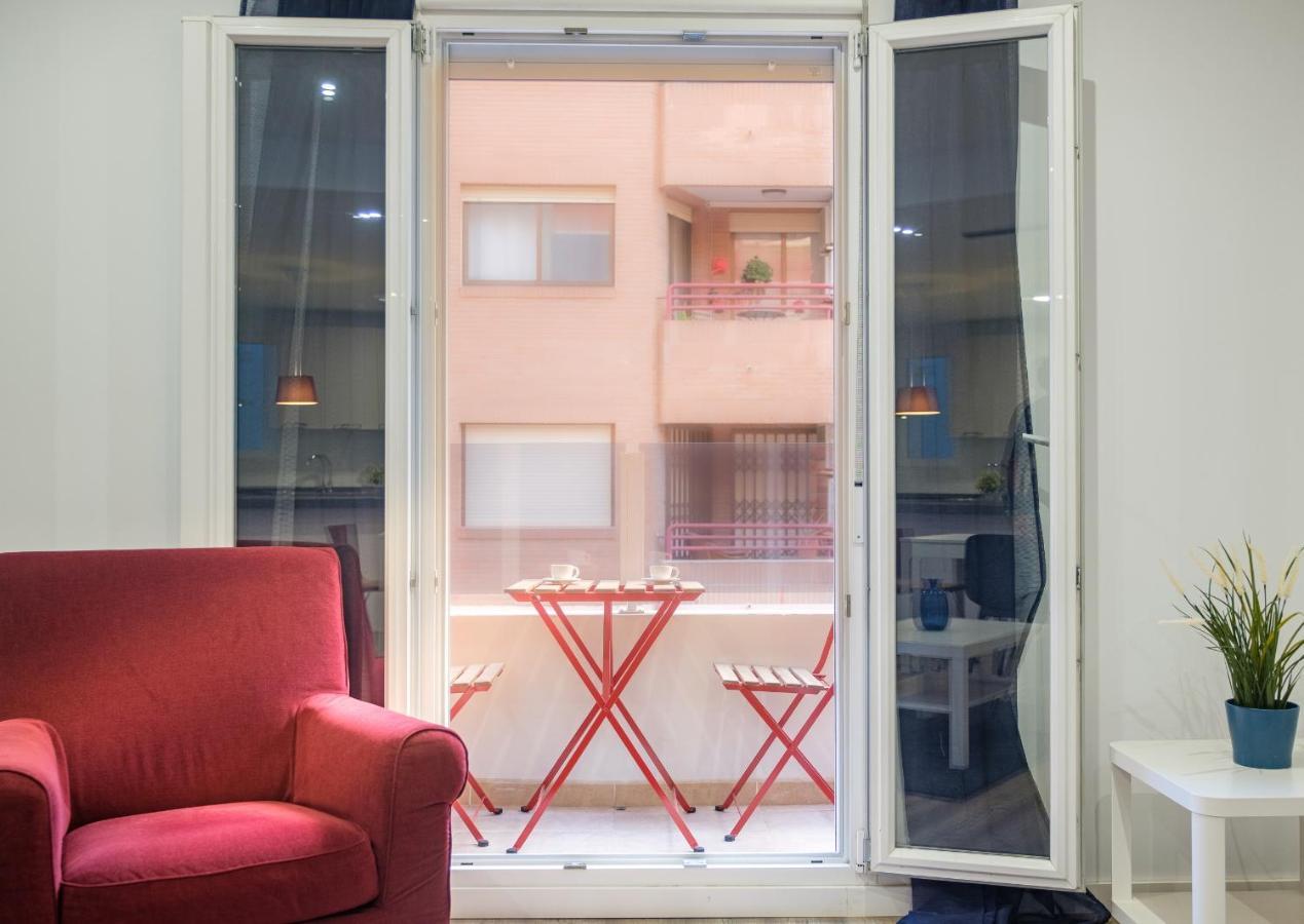 Apartment With Super Comfortable Beds Valência Exterior foto